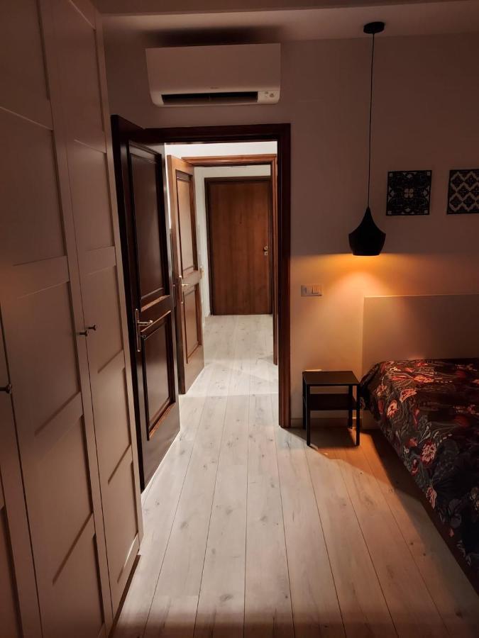 Isabella D'Aragona Guest House Барлета Екстериор снимка