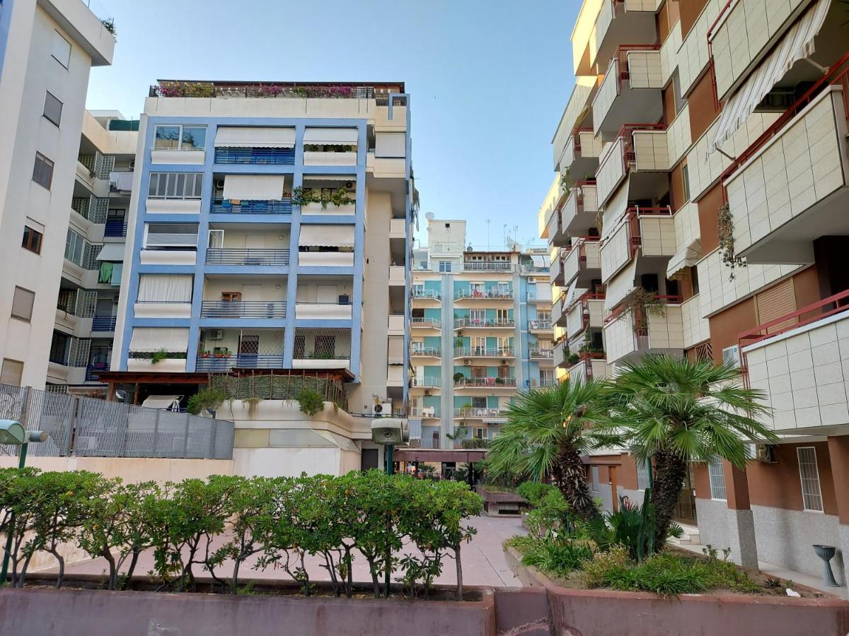 Isabella D'Aragona Guest House Барлета Екстериор снимка