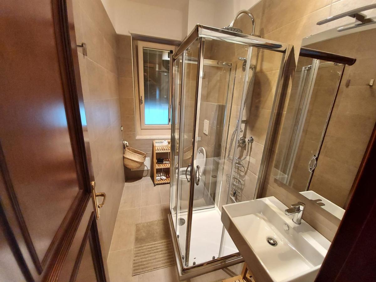 Isabella D'Aragona Guest House Барлета Екстериор снимка
